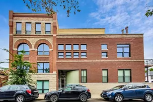 2343 N Greenview Ave, Chicago, IL 60614 - Photo 1