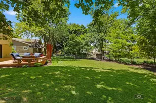 619 E Bauer Rd, Naperville, IL 60563 - Photo 26