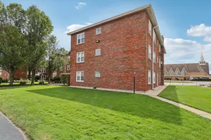 10805 S Pulaski Rd, Chicago, IL 60655 - Photo 16
