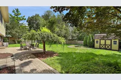 827 S Arlington Heights Road, Arlington Heights, IL 60005 - Photo 4