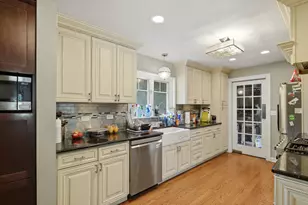 827 S Arlington Heights Rd, Arlington Heights, IL 60005 - Photo 14