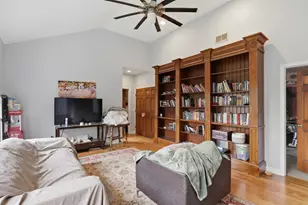 827 S Arlington Heights Rd, Arlington Heights, IL 60005 - Photo 18