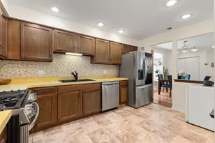 5116 W 122nd St, Alsip, IL 60803 - Photo 6