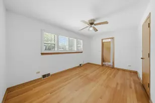 2912 Old Glenview Rd, Wilmette, IL 60091 - Photo 16