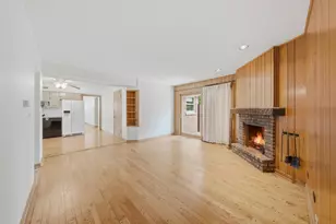 2912 Old Glenview Rd, Wilmette, IL 60091 - Photo 8