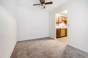 840 Wellington Ave, Elk Grove Village, IL 60007 - Photo 6