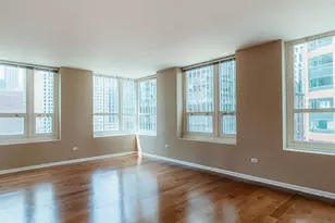 345 N La Salle Dr, Chicago, IL 60654 - Photo 2