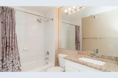345 N La Salle Drive #908, Chicago, IL 60654 - Photo 12