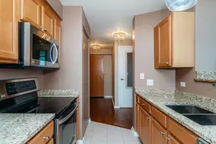 345 N La Salle Dr, Chicago, IL 60654 - Photo 6
