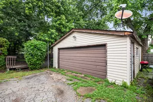 11600 S Hale Ave, Chicago, IL 60643 - Photo 20