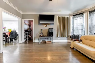 6455 S California Avenue, Chicago, IL 60629 - Photo 4