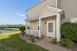 15342 Kenmare Cir, Manhattan, IL 60442 - Photo 2