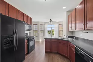 15342 Kenmare Cir, Manhattan, IL 60442 - Photo 10