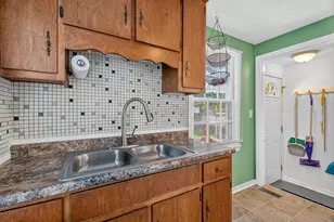 1618 Glenwood Ave, Joliet, IL 60435 - Photo 10