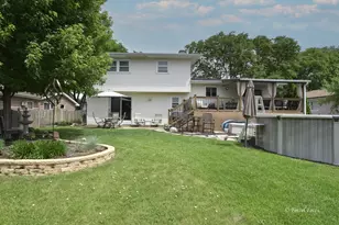 565 Concord Ave, South Elgin, IL 60177 - Photo 20