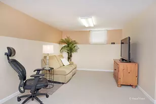 565 Concord Ave, South Elgin, IL 60177 - Photo 14