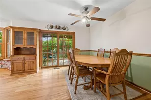901 Portsmouth Dr, Island Lake, IL 60042 - Photo 4