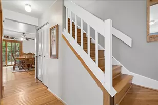 901 Portsmouth Dr, Island Lake, IL 60042 - Photo 2