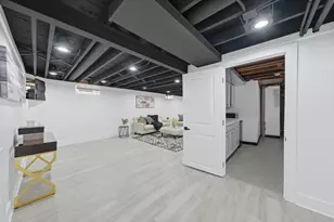 9417 S Lowe Ave, Chicago, IL 60620 - Photo 18
