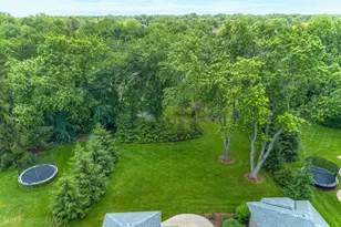 405 Fox Glove Ln, Barrington, IL 60010 - Photo 2
