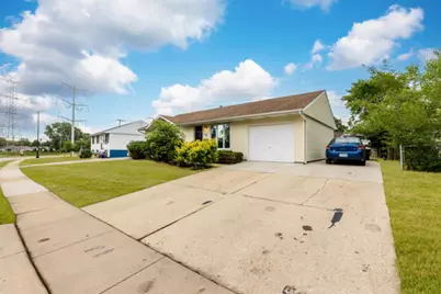 523 Belmont Drive, Romeoville, IL 60446 - Photo 16