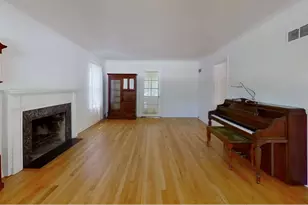 622 N President St, Wheaton, IL 60187 - Photo 6