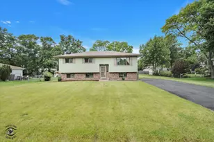 2N314 Euclid Ave, Glen Ellyn, IL 60137 - Photo 1