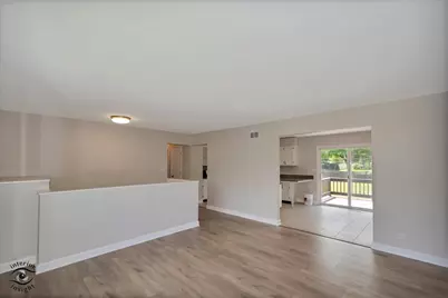 2N314 Euclid Avenue, Glen Ellyn, IL 60137 - Photo 6