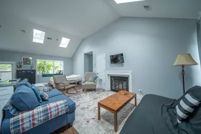 1704 Maple Avenue, Northbrook, IL 60062 - Photo 6