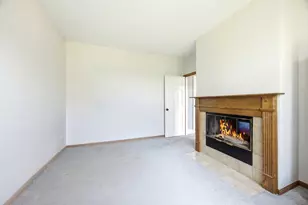 2560 Westminster Ln, Aurora, IL 60506 - Photo 22