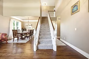 2560 Westminster Ln, Aurora, IL 60506 - Photo 4