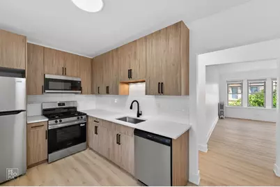6312 N Artesian Avenue #1W, Chicago, IL 60659 - Photo 2
