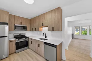6312 N Artesian Ave, Chicago, IL 60659 - Photo 2