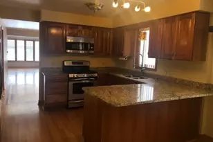 8841 N Chester Ave, Niles, IL 60714 - Photo 2