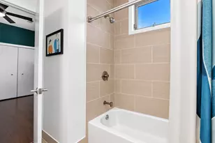 1067 N Hermitage Ave, Chicago, IL 60622 - Photo 32