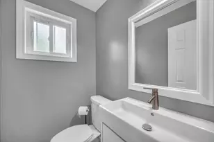47 E Judith Ann Dr, Mount Prospect, IL 60056 - Photo 8