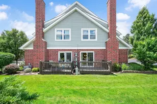 7926 Stewart Dr, Darien, IL 60561 - Photo 4