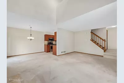 7926 Stewart Drive, Darien, IL 60561 - Photo 6