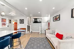 9010 S Parnell Ave, Chicago, IL 60620 - Photo 8
