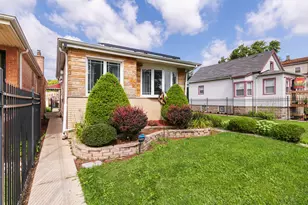 9010 S Parnell Ave, Chicago, IL 60620 - Photo 1