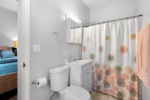 839 W Lakeside Pl, Chicago, IL 60640 - Photo 28
