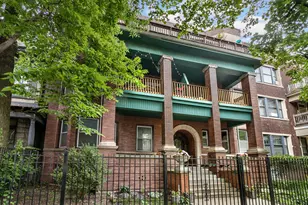 839 W Lakeside Pl, Chicago, IL 60640 - Photo 1