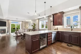 1422 N Orleans St, Chicago, IL 60610 - Photo 2