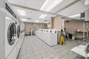 5320 N Sheridan Rd, Chicago, IL 60640 - Photo 10