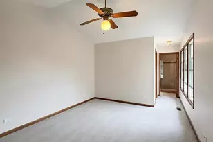 1241 Tennyson Ln, Naperville, IL 60540 - Photo 16