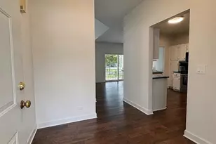 1241 Tennyson Ln, Naperville, IL 60540 - Photo 10
