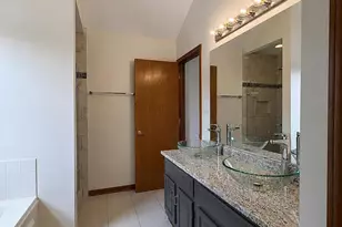 1241 Tennyson Ln, Naperville, IL 60540 - Photo 26