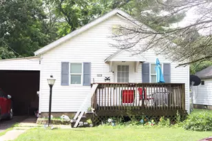 1013 Bernstein St, Streator, IL 61364 - Photo 1