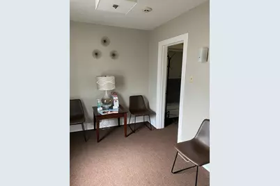 115 S 2nd Street #upper, Saint Charles, IL 60174 - Photo 8