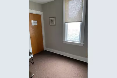 115 S 2nd Street #upper, Saint Charles, IL 60174 - Photo 4